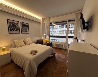 ES41_H4 Habitación exterior en pleno corazón de Bilbao