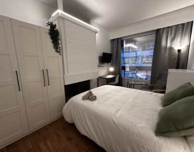 ES41_H2 Habitación exterior en pleno corazón de Bilbao