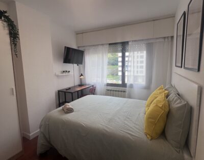 JG184_H5 Habitación exterior en junto al metro